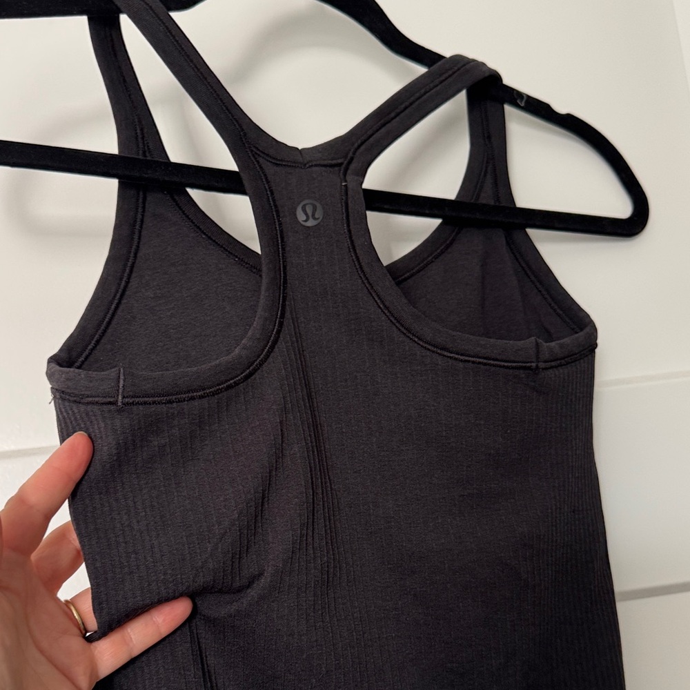 Black Ribbed Racerback Tank Top - Women - Picture 4 of 4